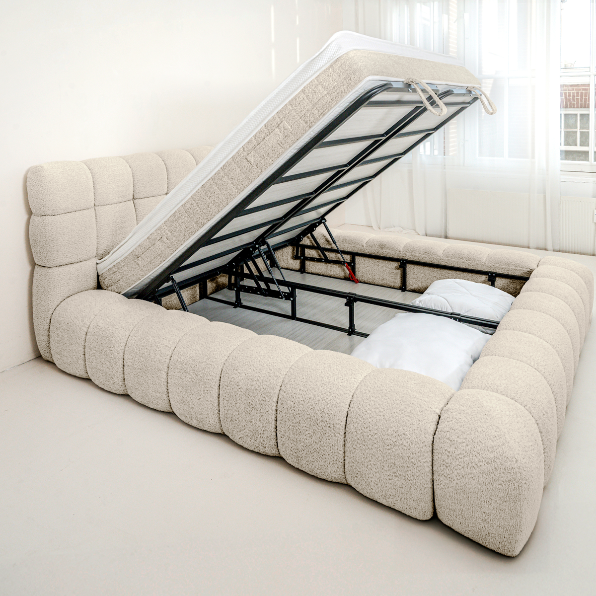 Adore Ruby bed