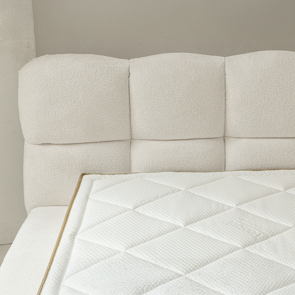 Adore Bubble bed