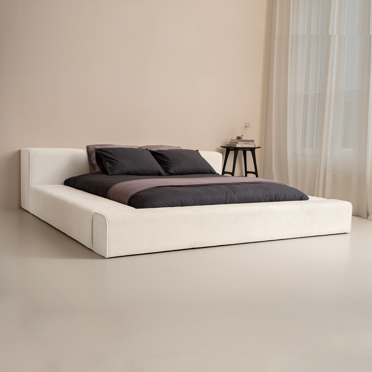 Adore Business bed