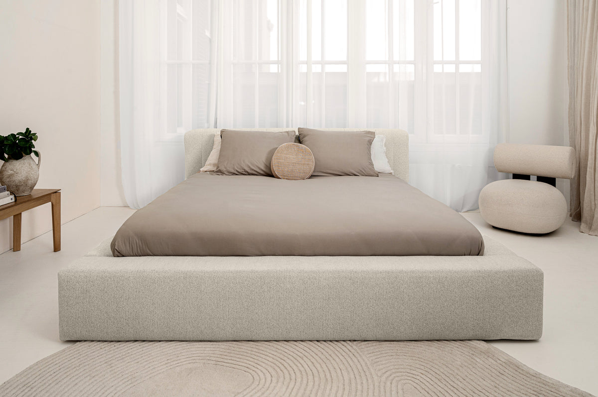 Adore Serene bed in Beige/Creme